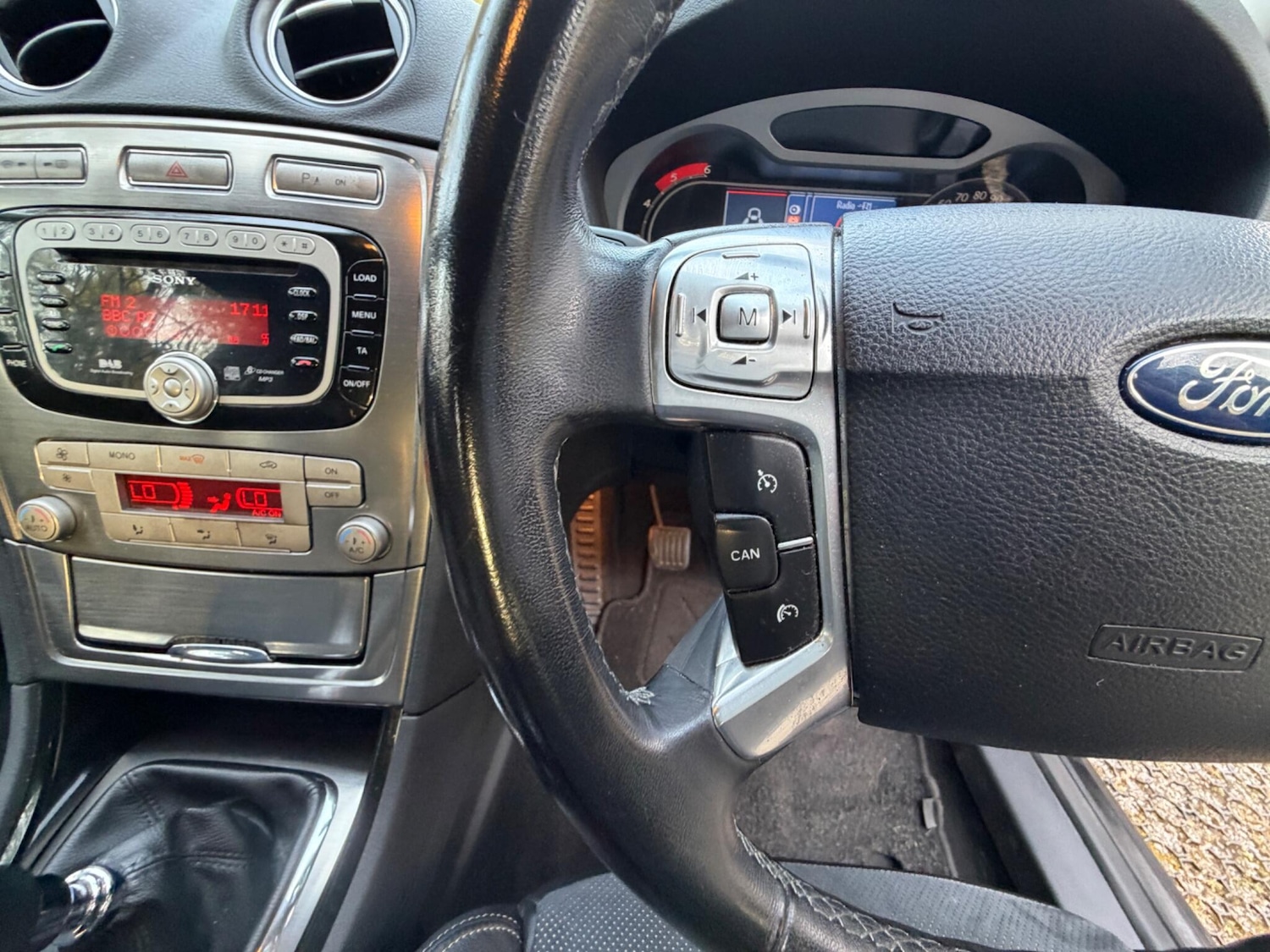 Used Ford Mondeo 2010 for sale - 78184683: Photo 20