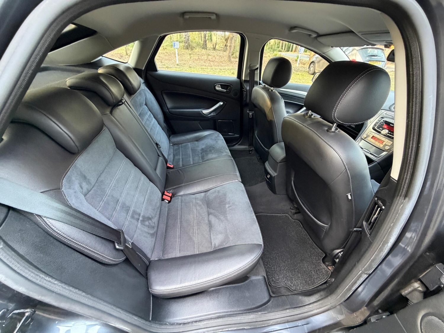 Used Ford Mondeo 2010 for sale - 78184683: Photo 4