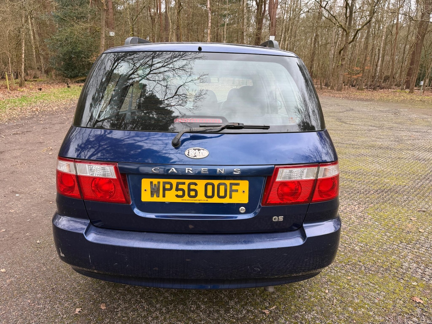 Used Kia Carens for sale - 77683258: Photo 11