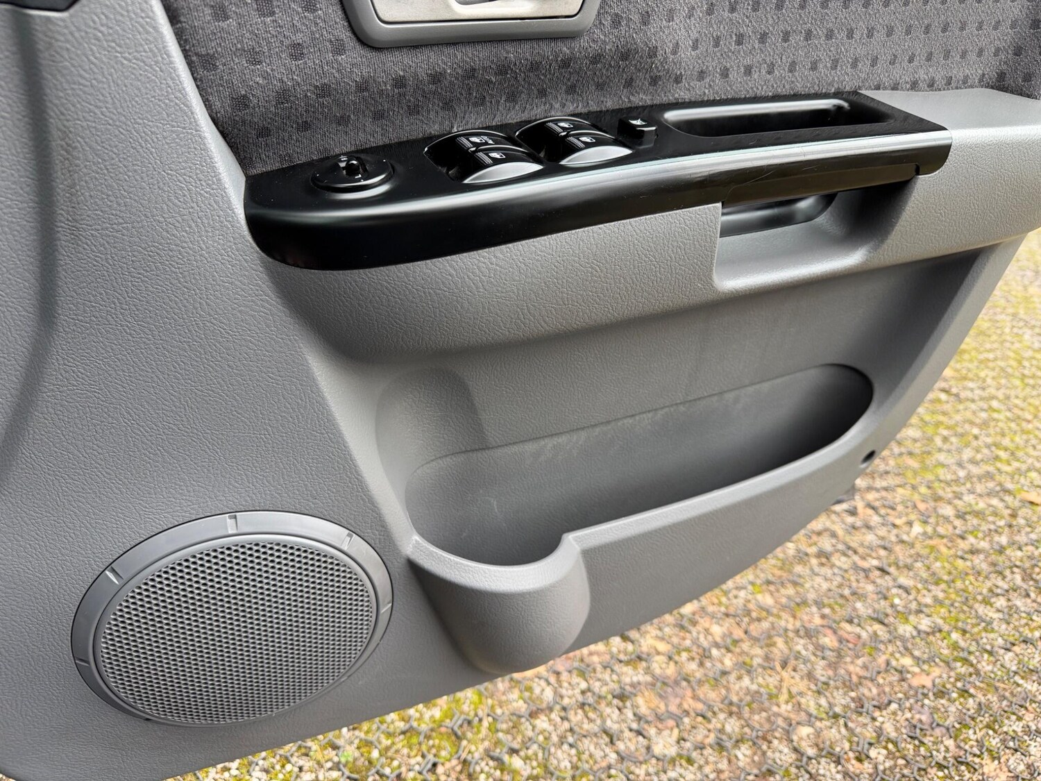 Used Kia Carens for sale - 77683258: Photo 29