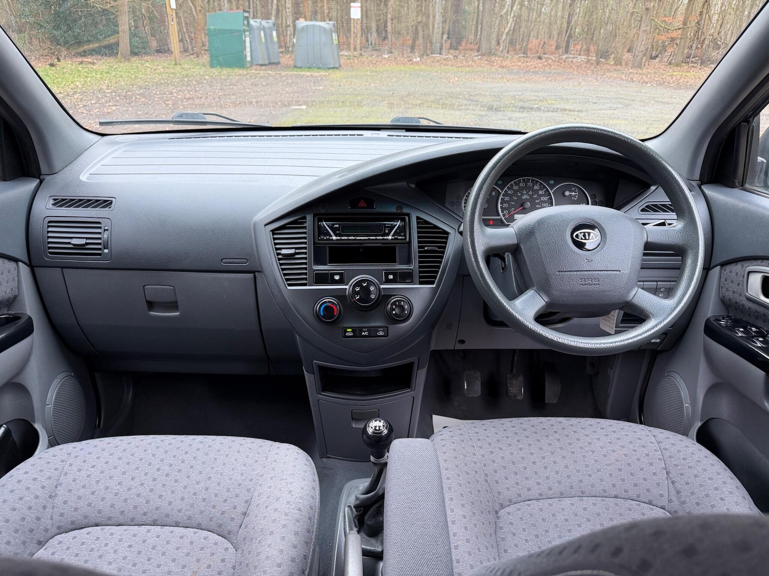 Used Kia Carens for sale - 77683258: Photo 3