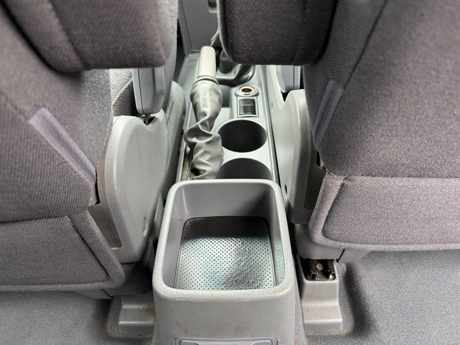 Used Kia Carens for sale - 77683258: Photo 30