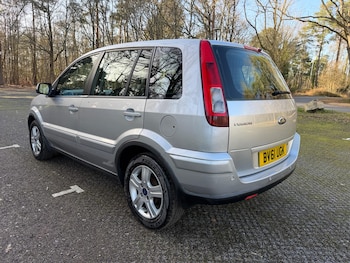 Used Ford Fusion 2011 for sale - 77925125: Photo