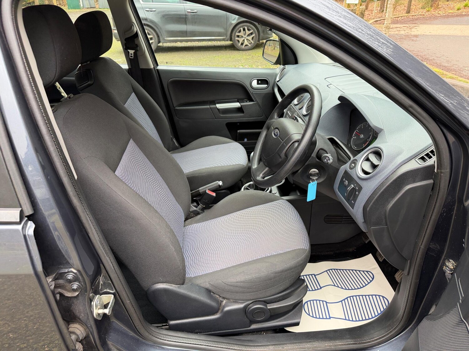 Used Ford Fusion 2010 for sale - 77633399: Photo 15