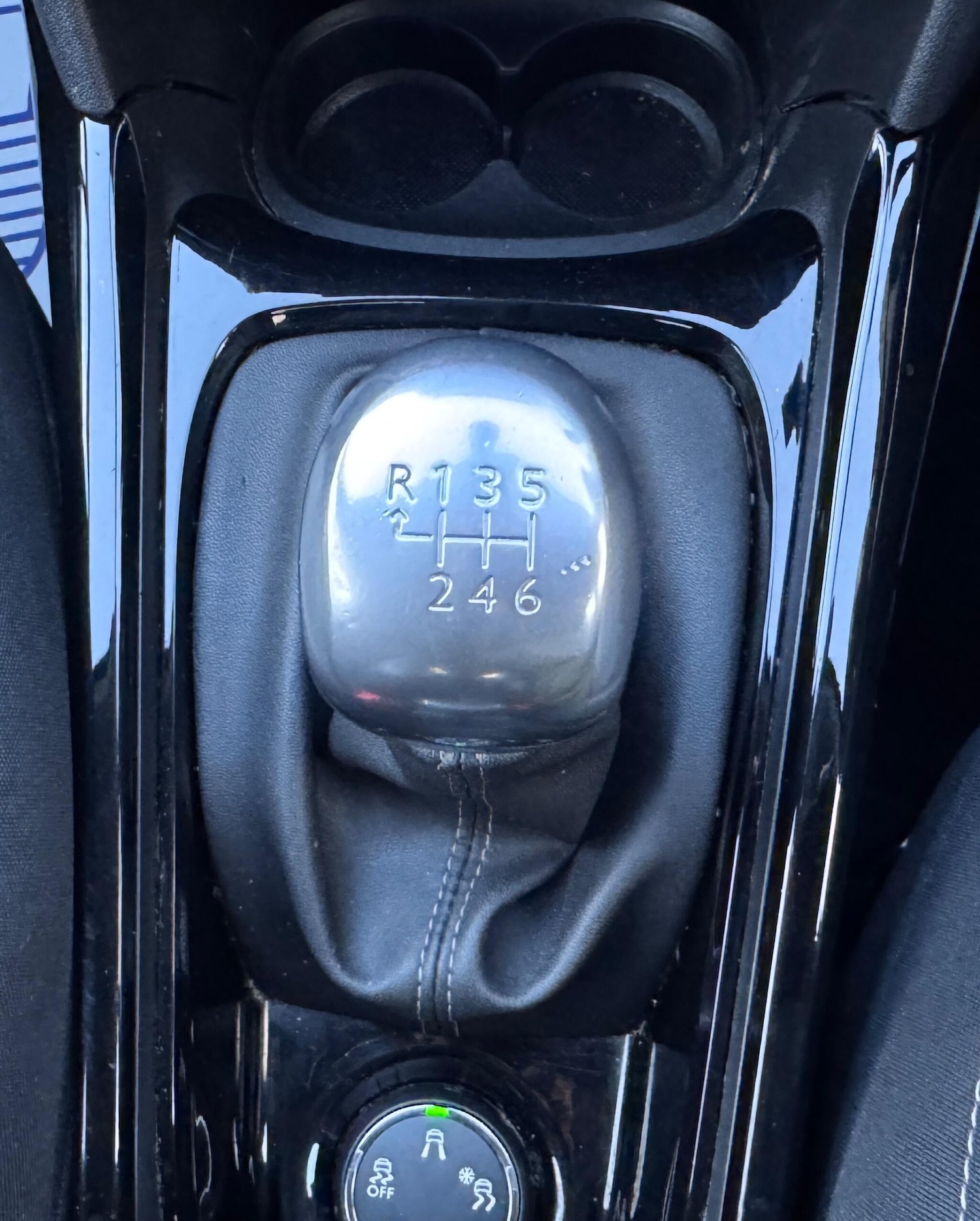 Used Peugeot 2008 2018 for sale - 77040394: Photo 32