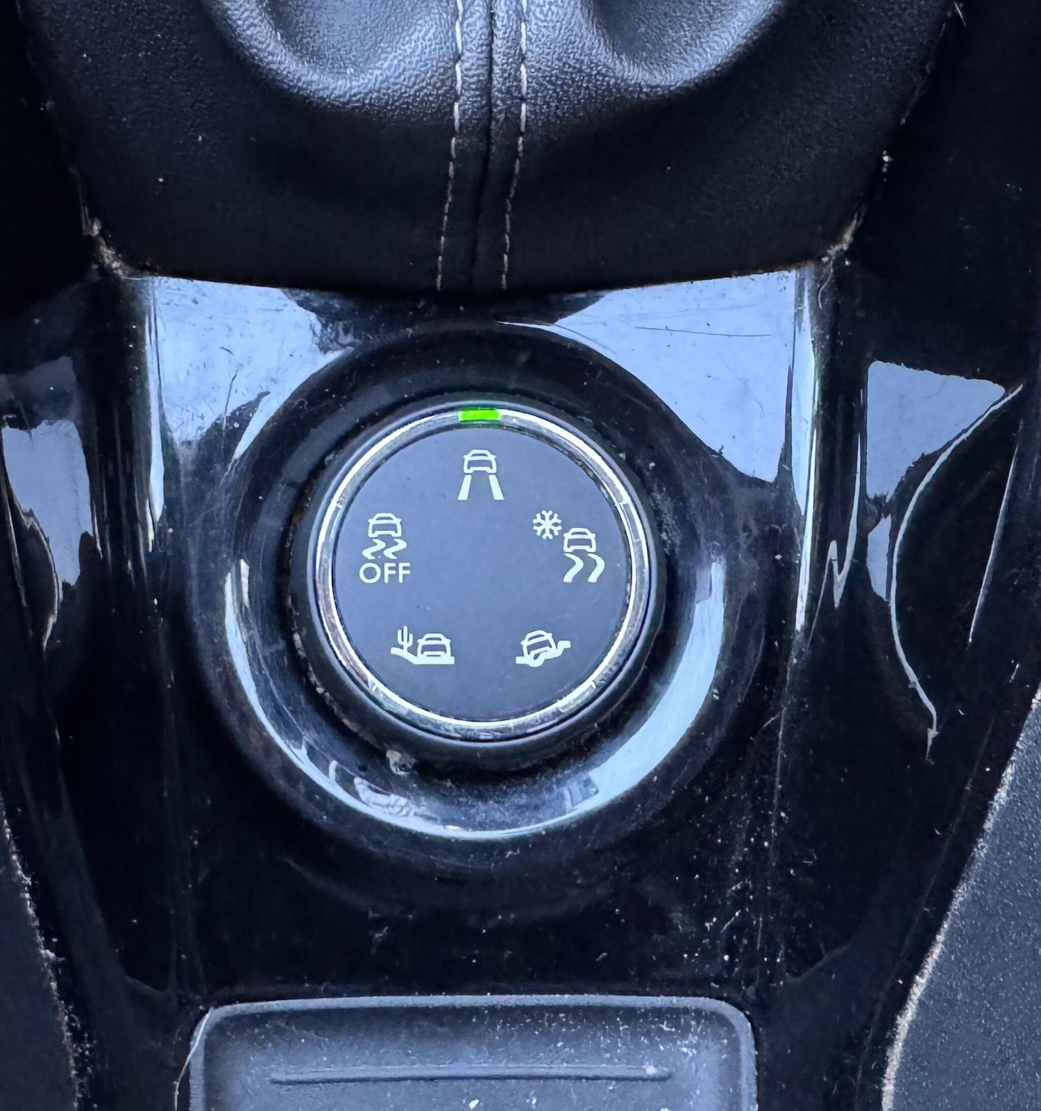 Used Peugeot 2008 2018 for sale - 77040394: Photo 33