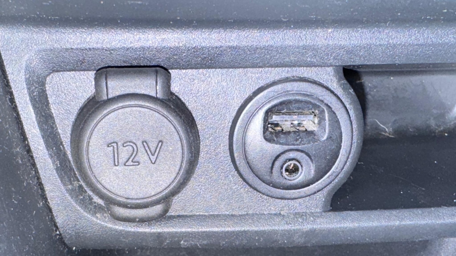 Used Peugeot 2008 2018 for sale - 77040394: Photo 34