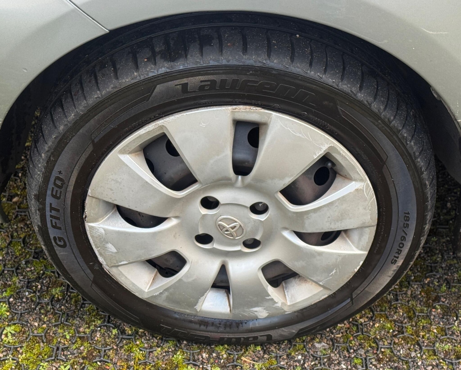 Used Toyota Yaris 2010 for sale - 77564802: Photo 21