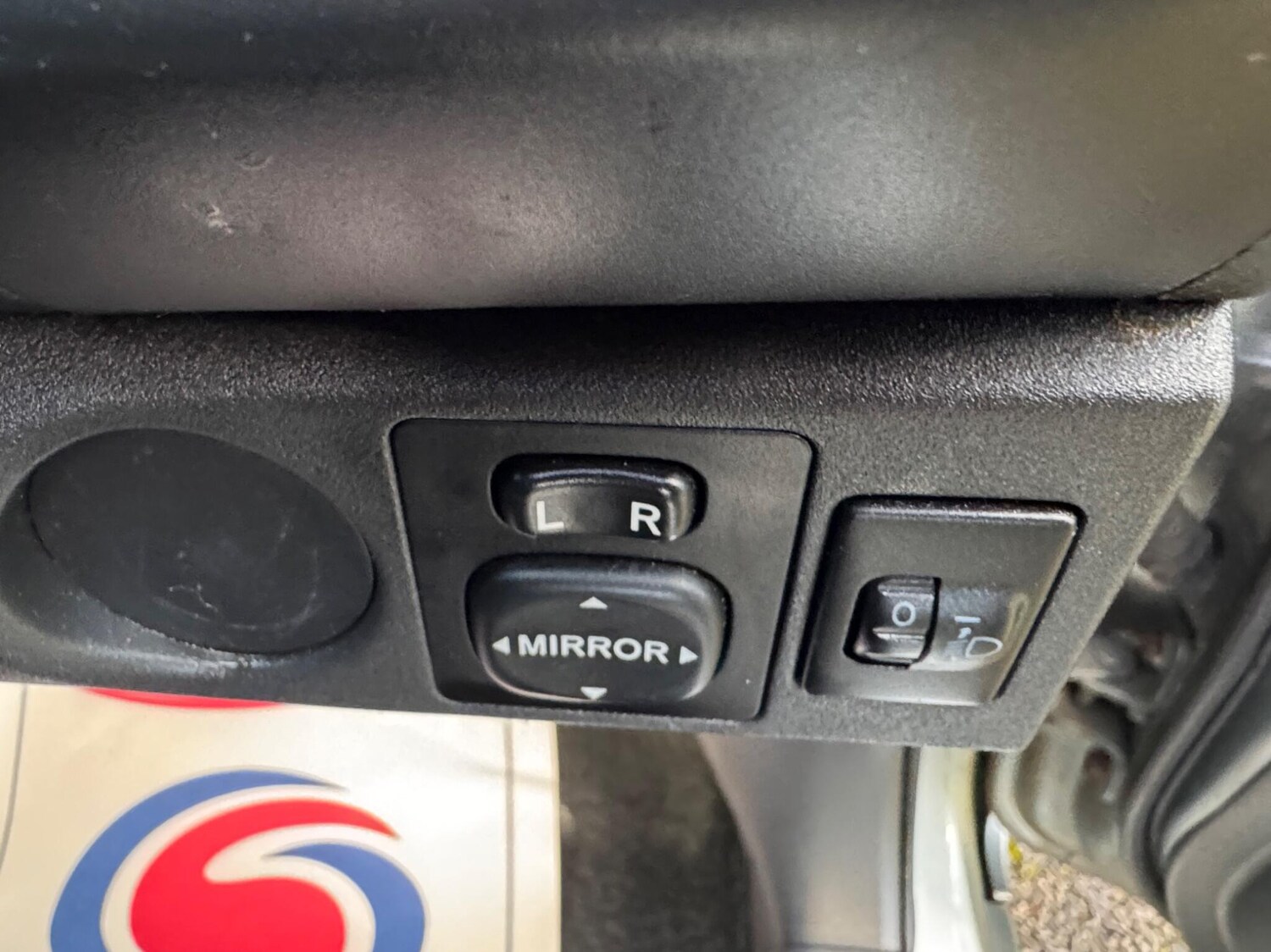 Used Toyota Yaris 2010 for sale - 77564802: Photo 26