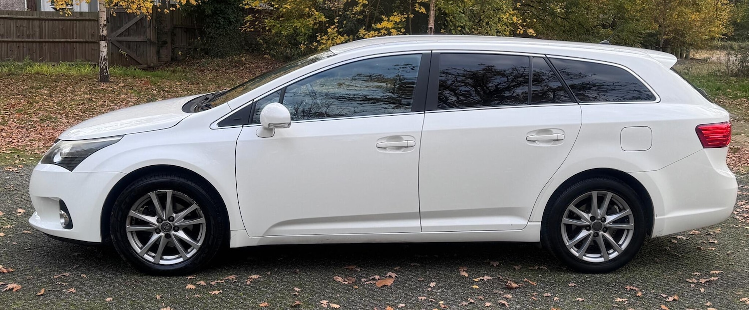 Used Toyota Avensis for sale - 77040856: Photo 13