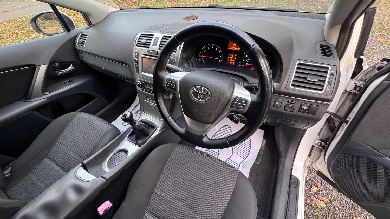 Used Toyota Avensis for sale - 77040856: Photo 25