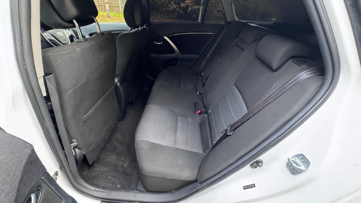 Used Toyota Avensis for sale - 77040856: Photo 27