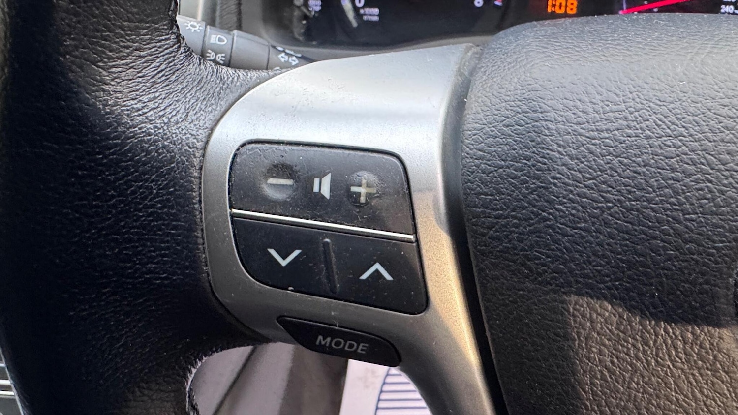 Used Toyota Avensis for sale - 77040856: Photo 31