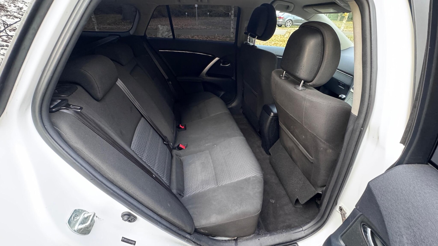 Used Toyota Avensis for sale - 77040856: Photo 5