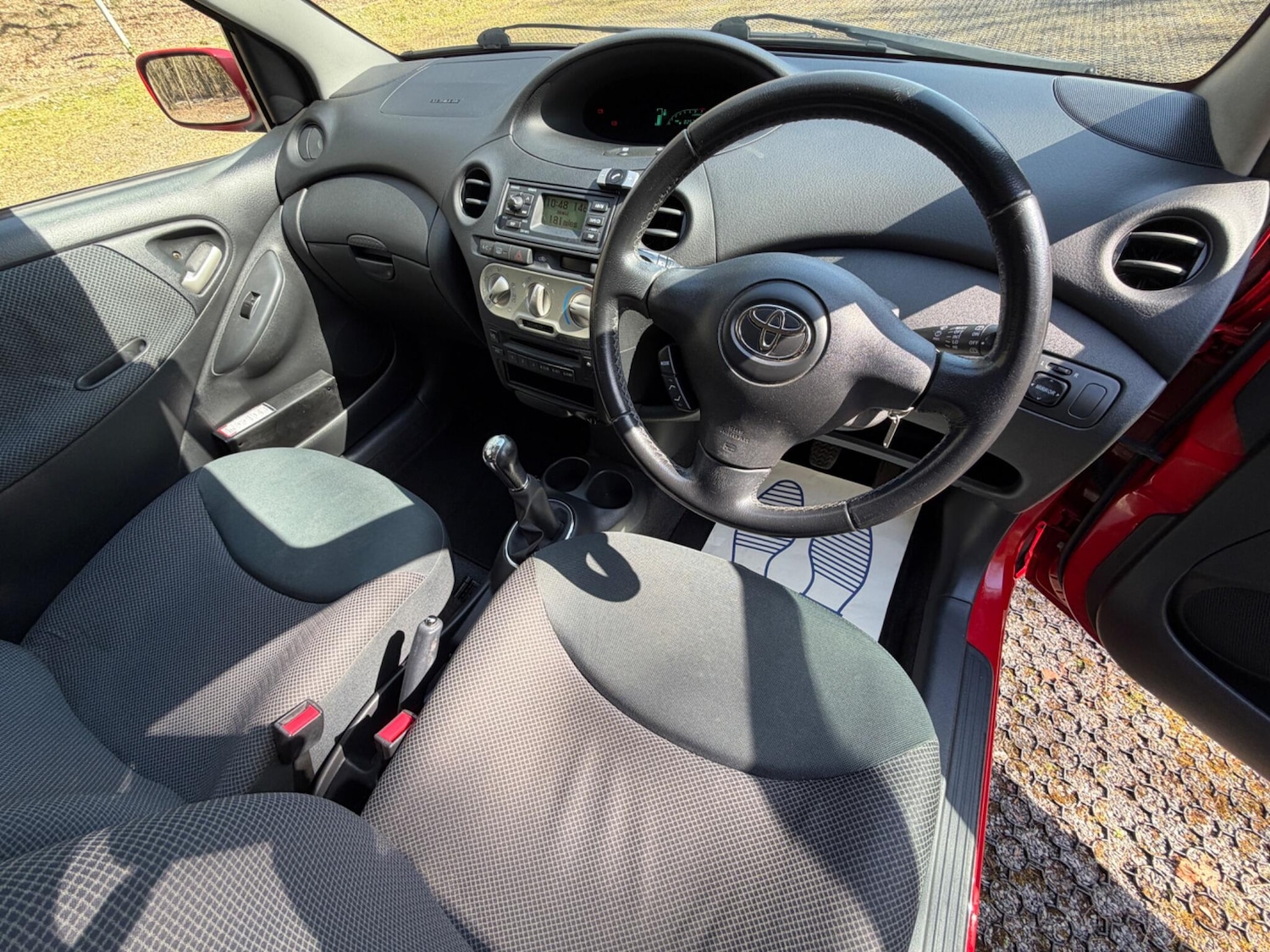 Used Toyota Yaris 2004 for sale - 78184421: Photo 12