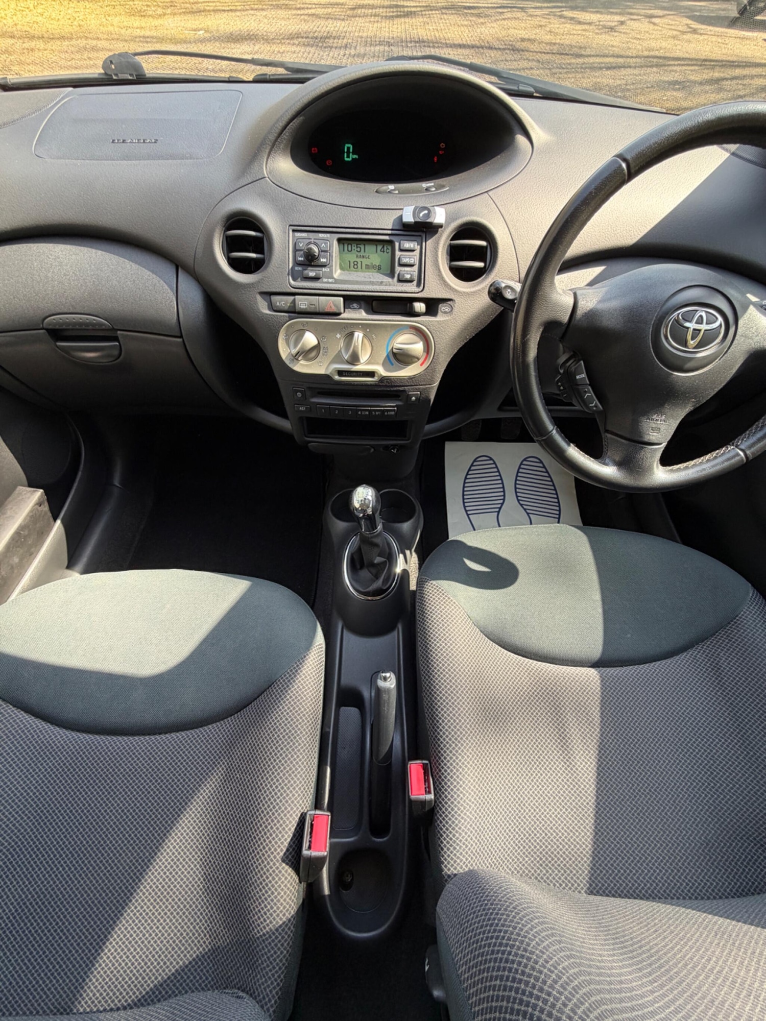 Used Toyota Yaris 2004 for sale - 78184421: Photo 21