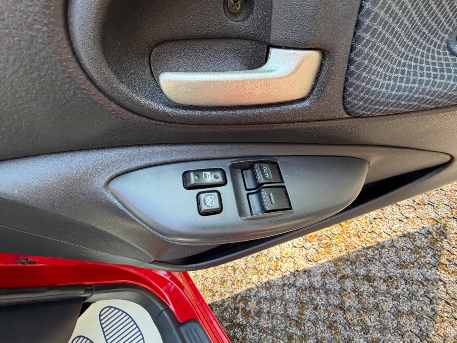 Used Toyota Yaris 2004 for sale - 78184421: Photo 29