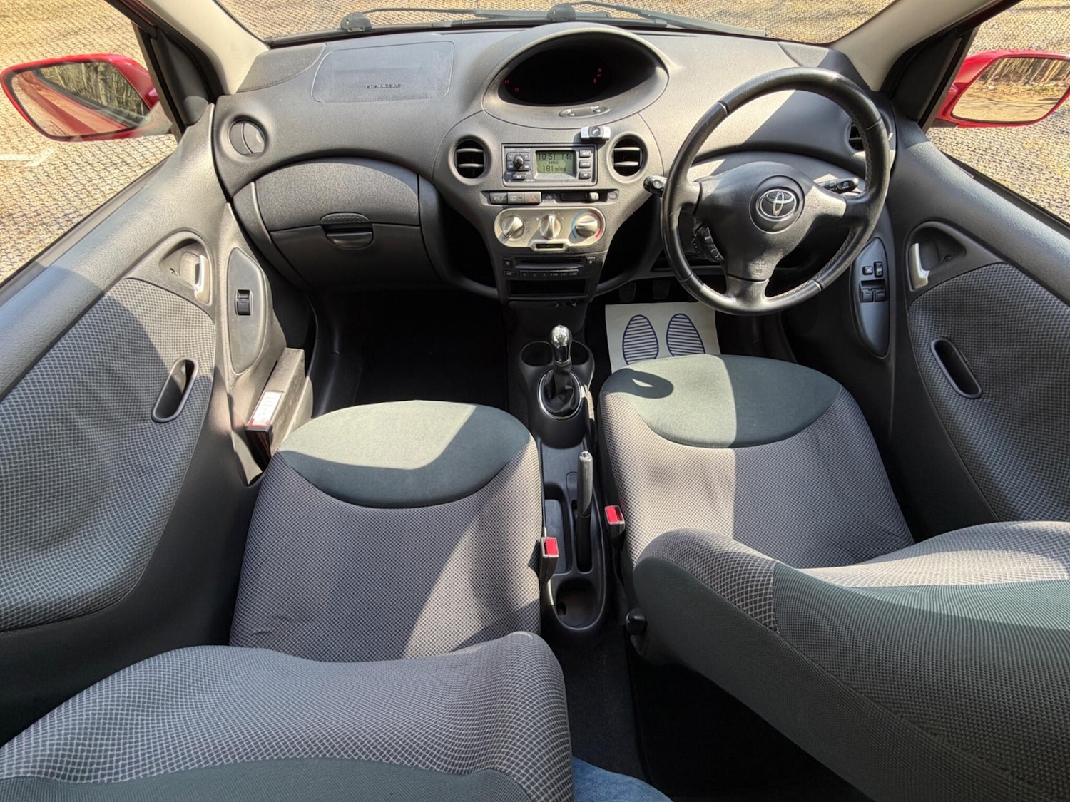 Used Toyota Yaris 2004 for sale - 78184421: Photo 3