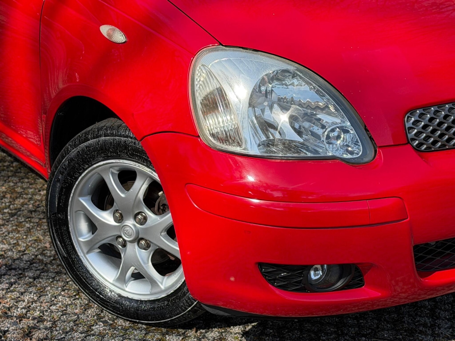 Used Toyota Yaris 2004 for sale - 78184421: Photo 32