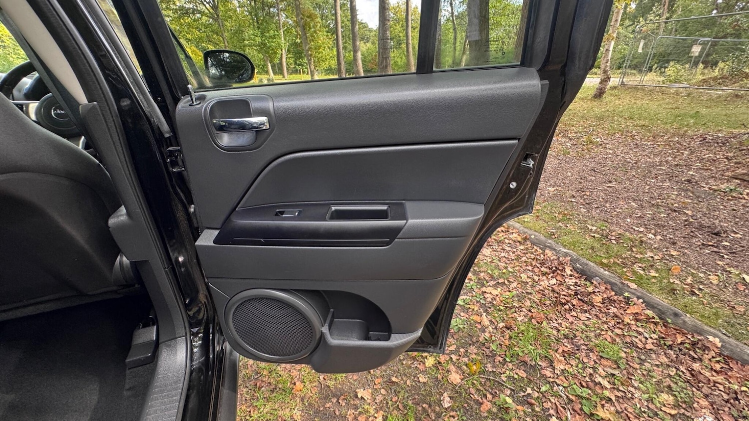 Used Jeep Compass 2011 for sale - 77040253: Photo 14