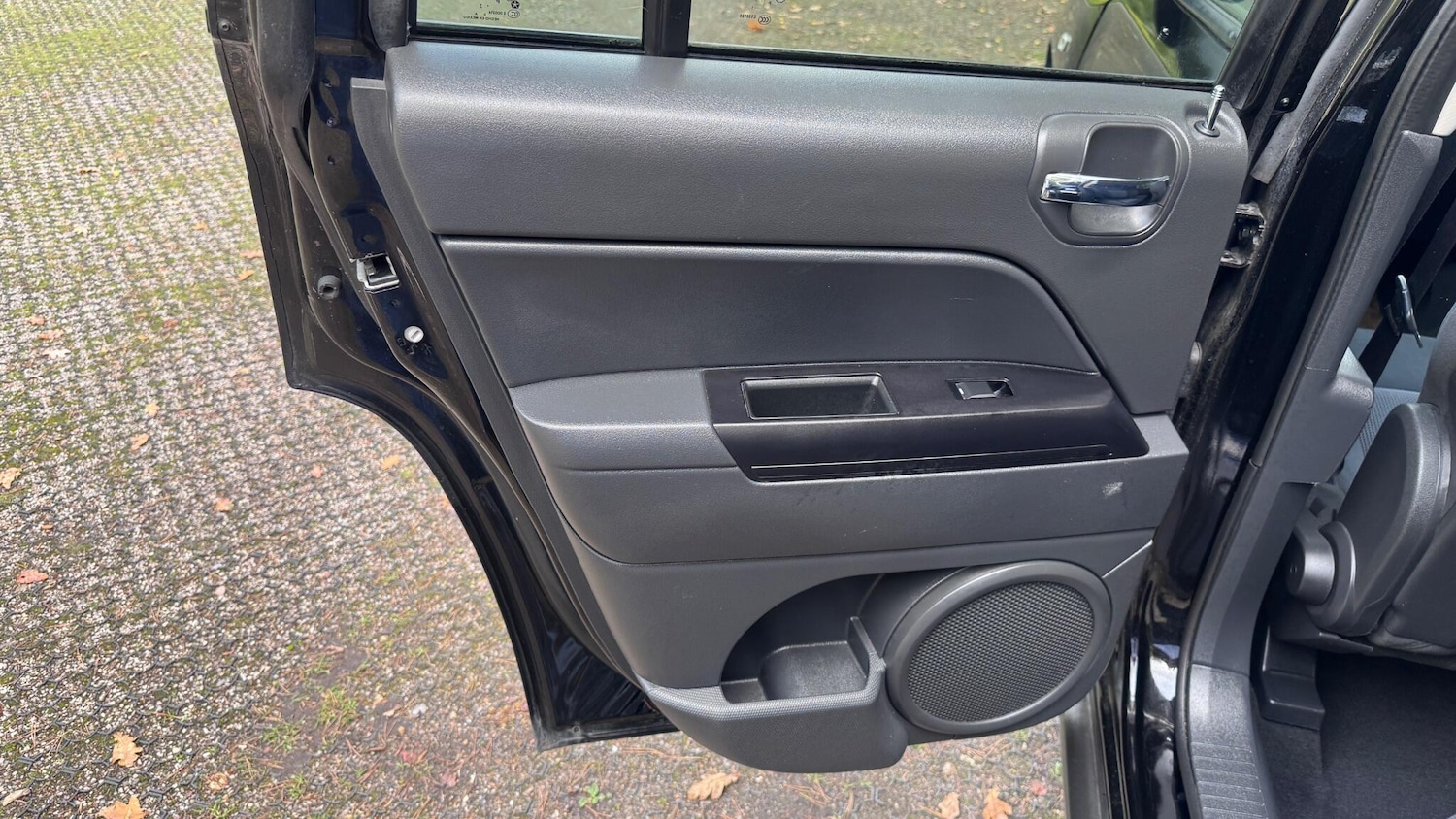 Used Jeep Compass 2011 for sale - 77040253: Photo 15