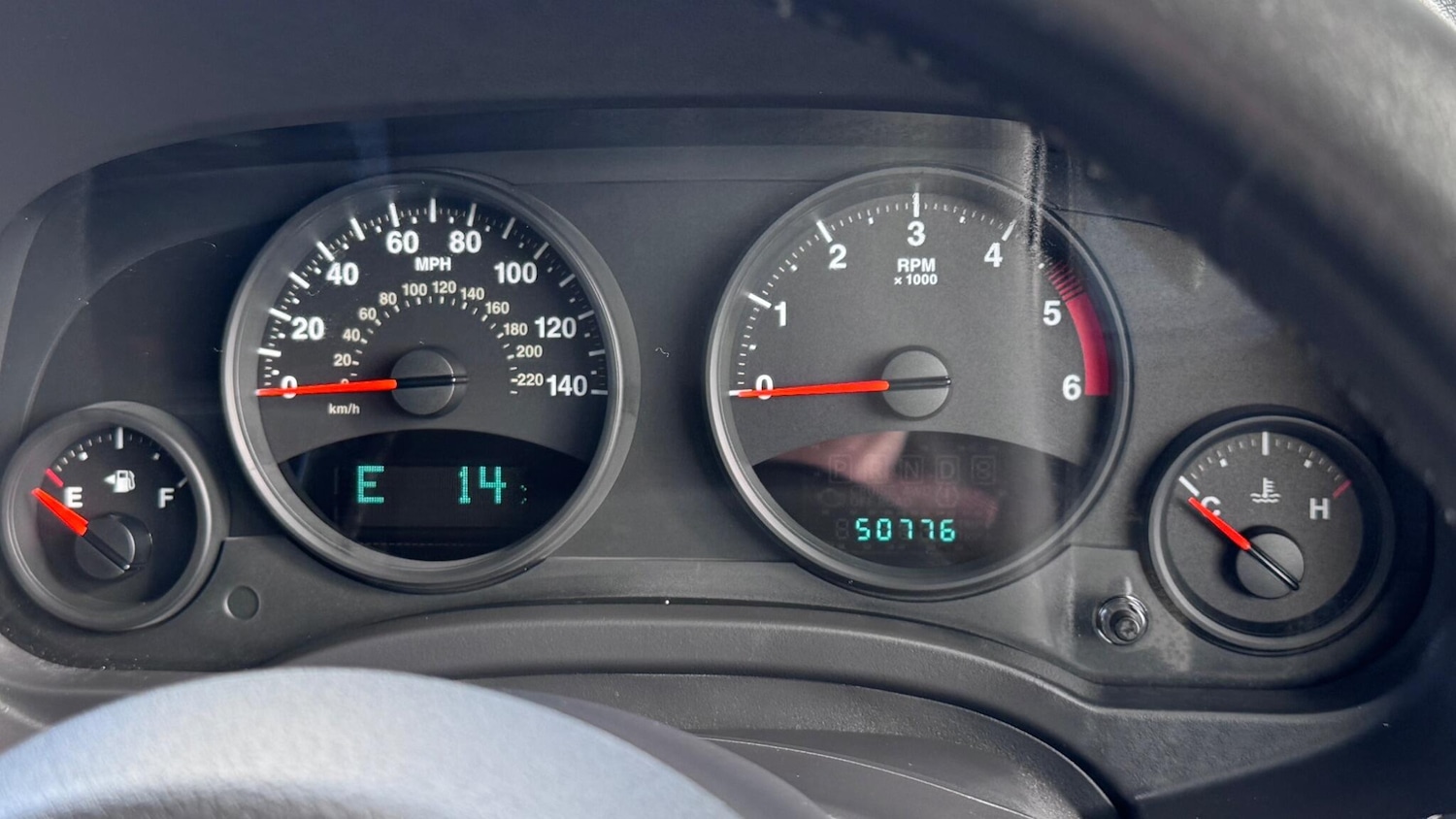 Used Jeep Compass 2011 for sale - 77040253: Photo 31