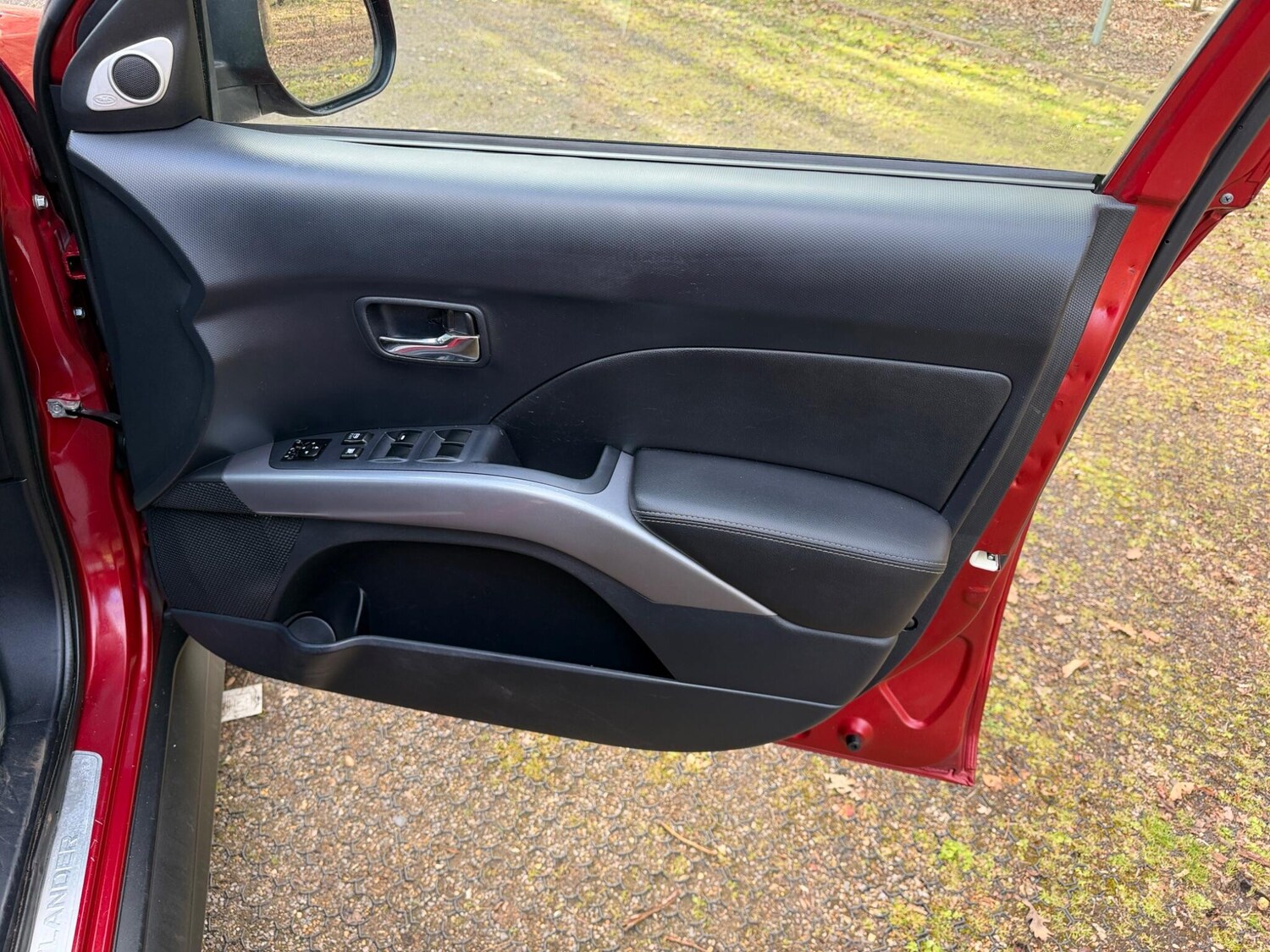 Used Mitsubishi Outlander 2010 for sale - 78019514: Photo 47