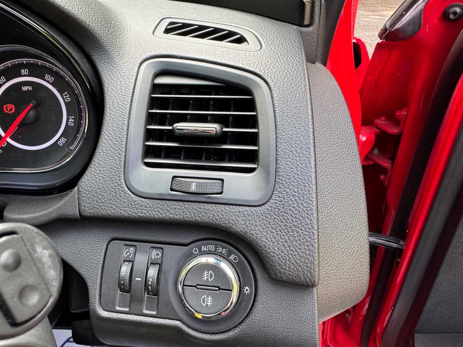 Used Vauxhall Insignia 2016 for sale - 77039834: Photo 33