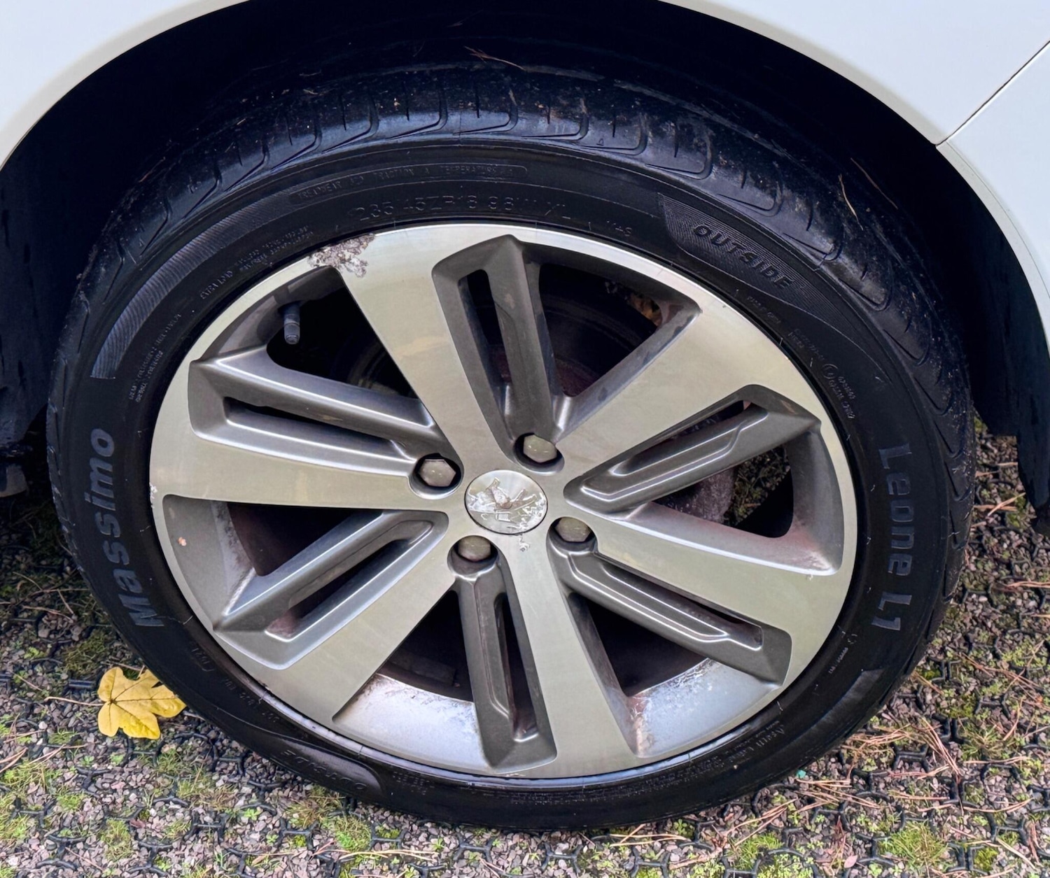 Used Peugeot 3008 2015 for sale - 77039770: Photo 24