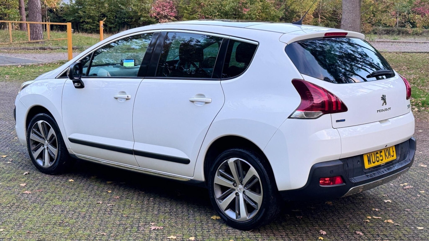 Used Peugeot 3008 2015 for sale - 77039770: Photo 8