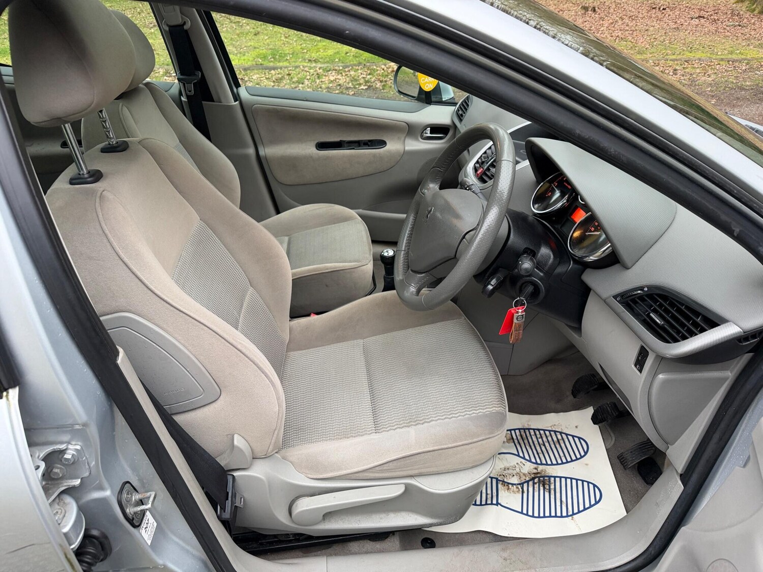 Used Peugeot 207 for sale - 77752881: Photo 17