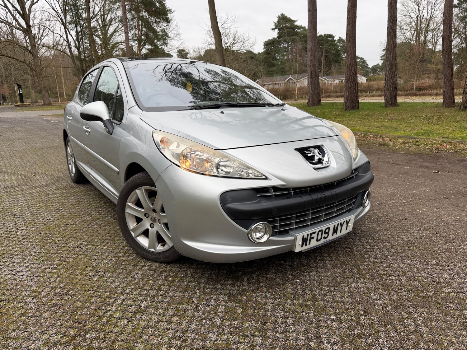 Used Peugeot 207 for sale - 77752881: Photo 2