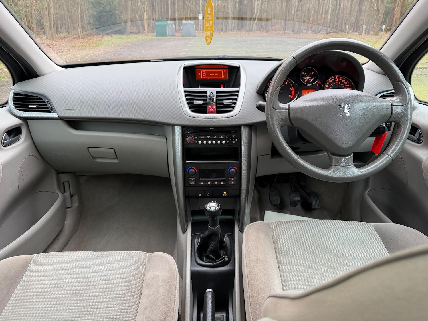 Used Peugeot 207 for sale - 77752881: Photo 3