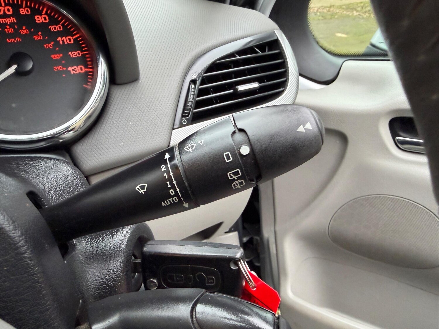 Used Peugeot 207 for sale - 77752881: Photo 31