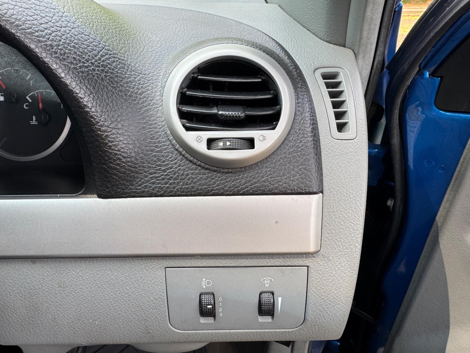 Used Chevrolet Lacetti 2011 for sale - 77040861: Photo 31