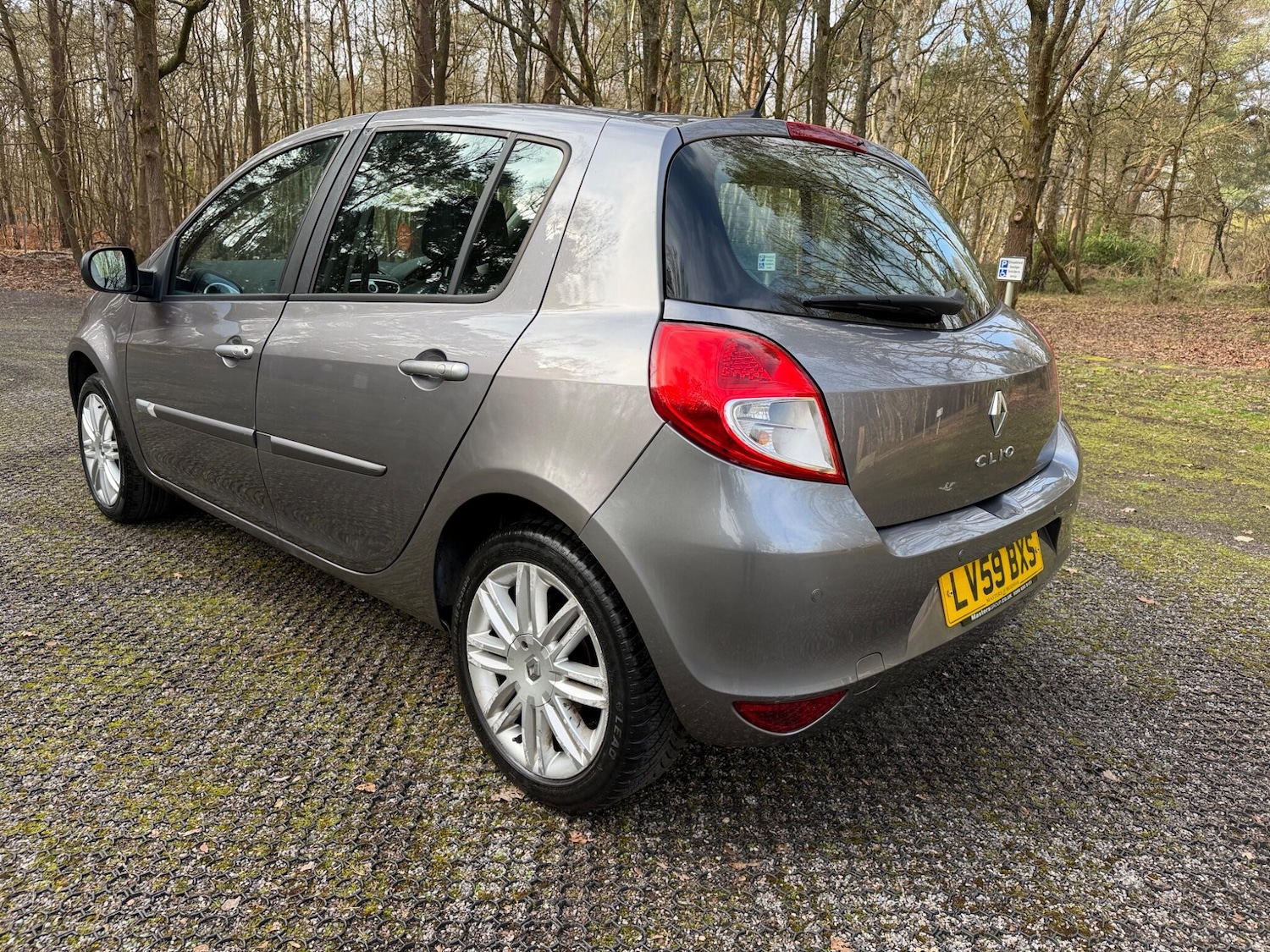 Used Renault Clio for sale - 77808702: Photo 6