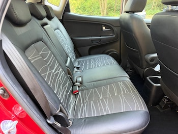 Used Kia Venga 2015 for sale - 79374545: Photo