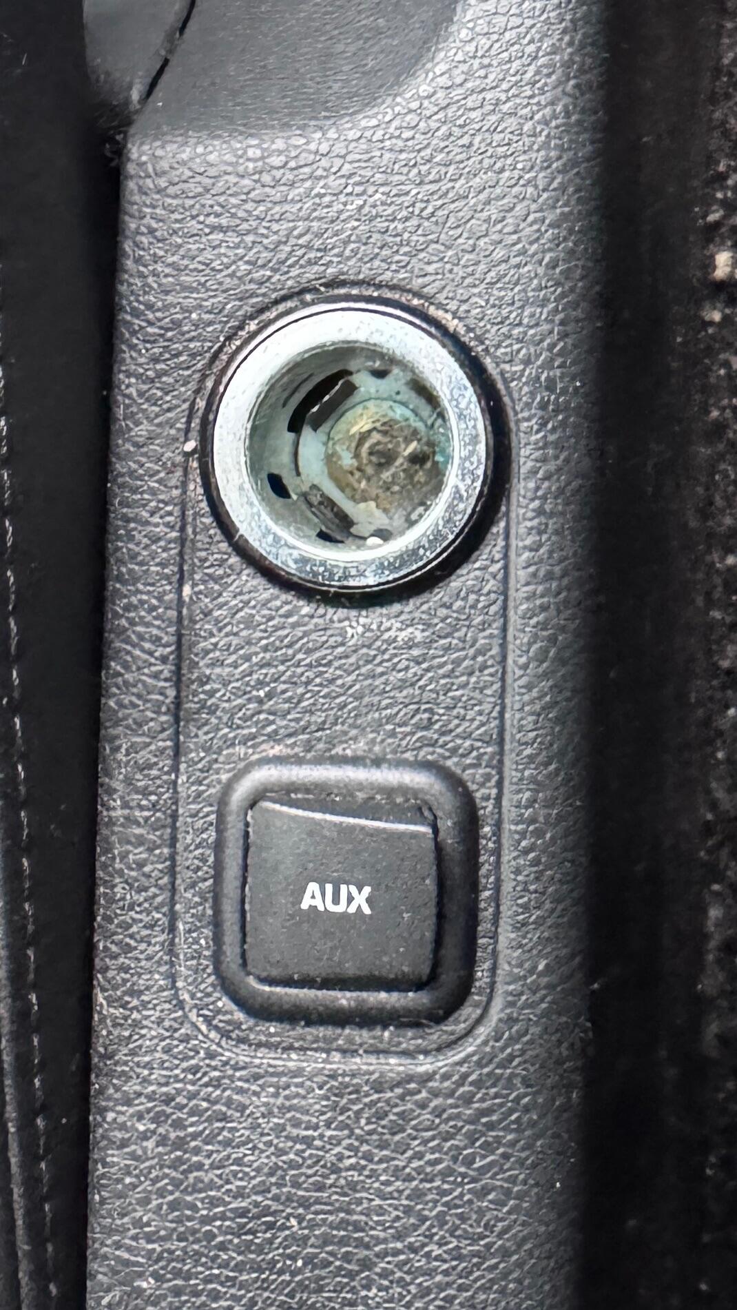 Used Skoda Fabia 2010 for sale - 77039683: Photo 35