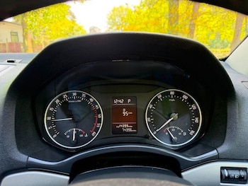 Used Skoda Octavia 2010 for sale - 79544243: Photo