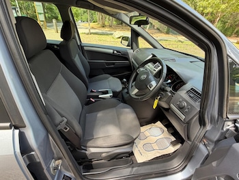 Used Vauxhall Zafira 2010 for sale - 78898223: Photo