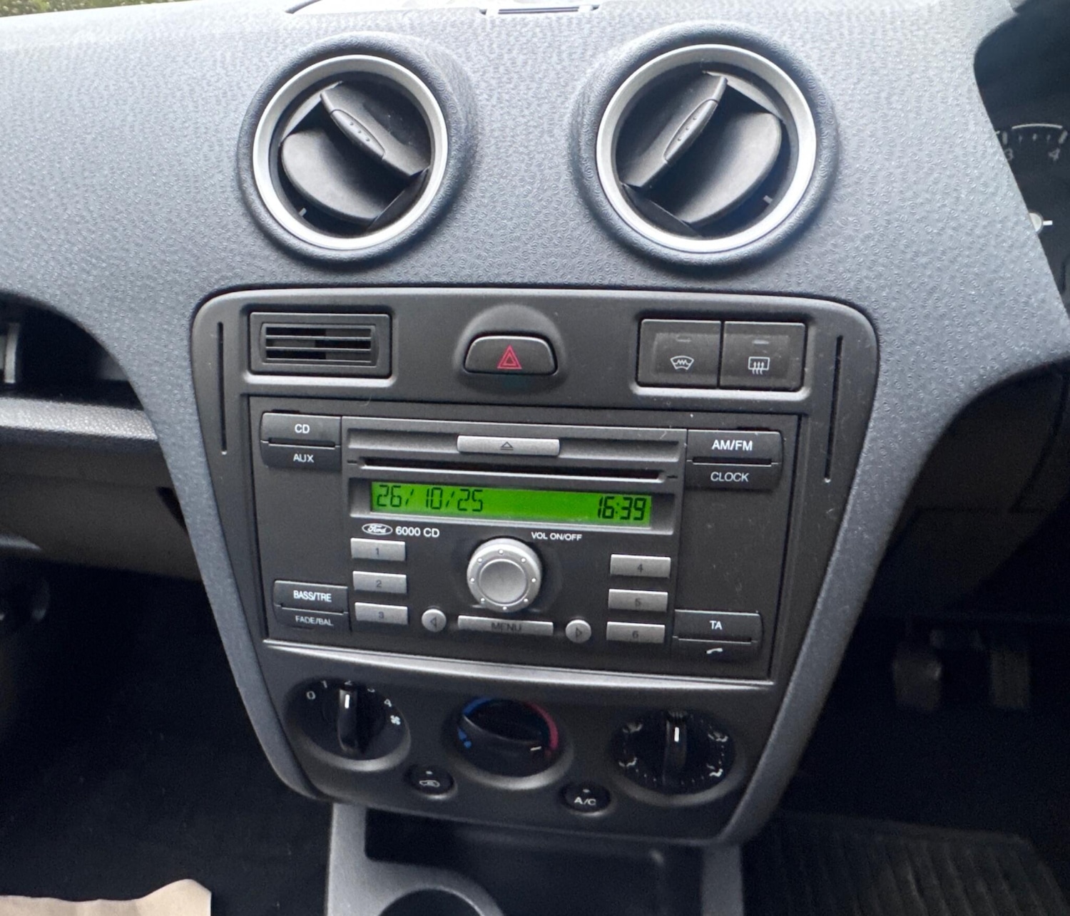 Used Ford Fusion 2006 for sale - 77040882: Photo 27