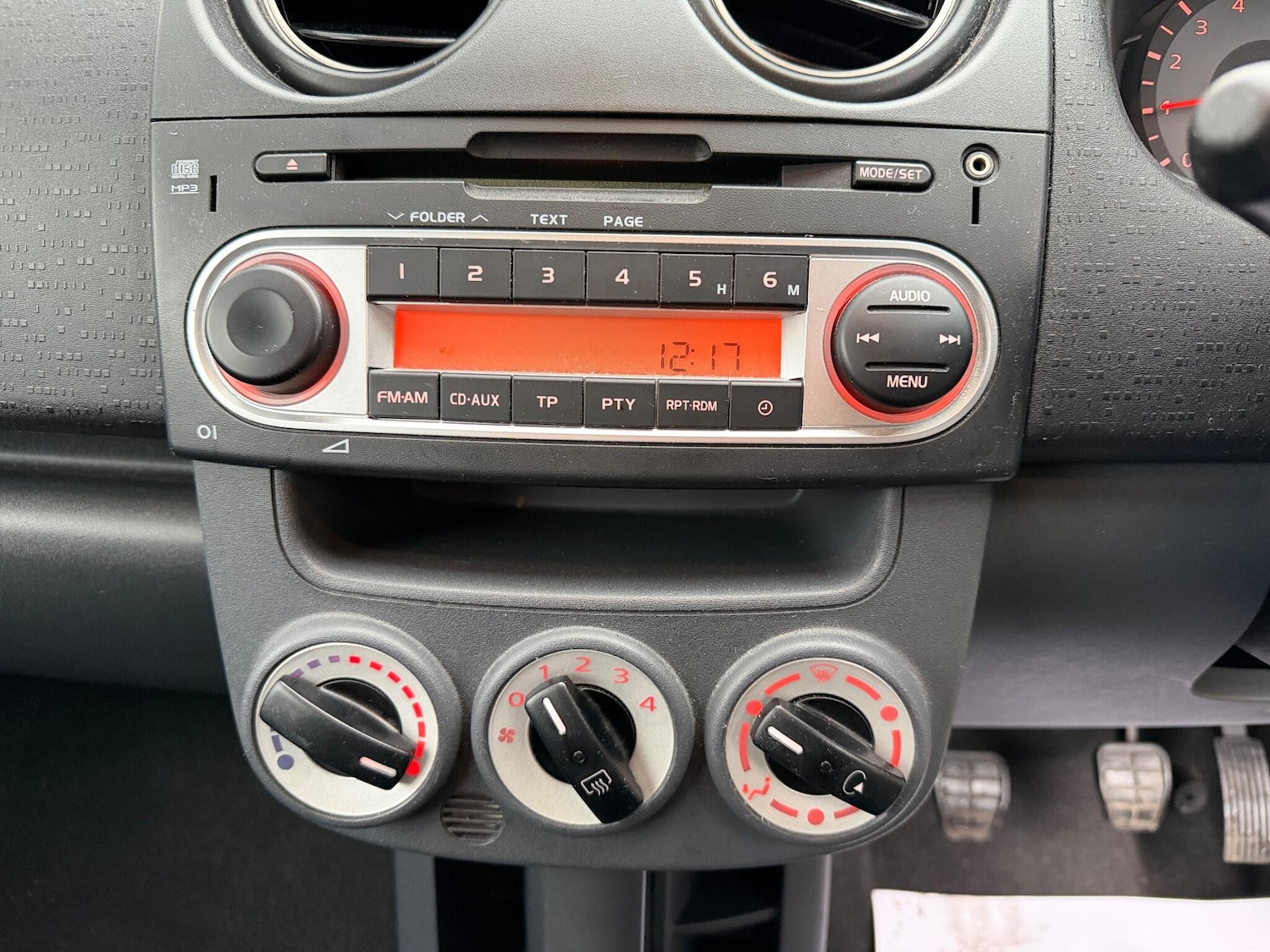 Used Mitsubishi Colt 2011 for sale - 77633687: Photo 22