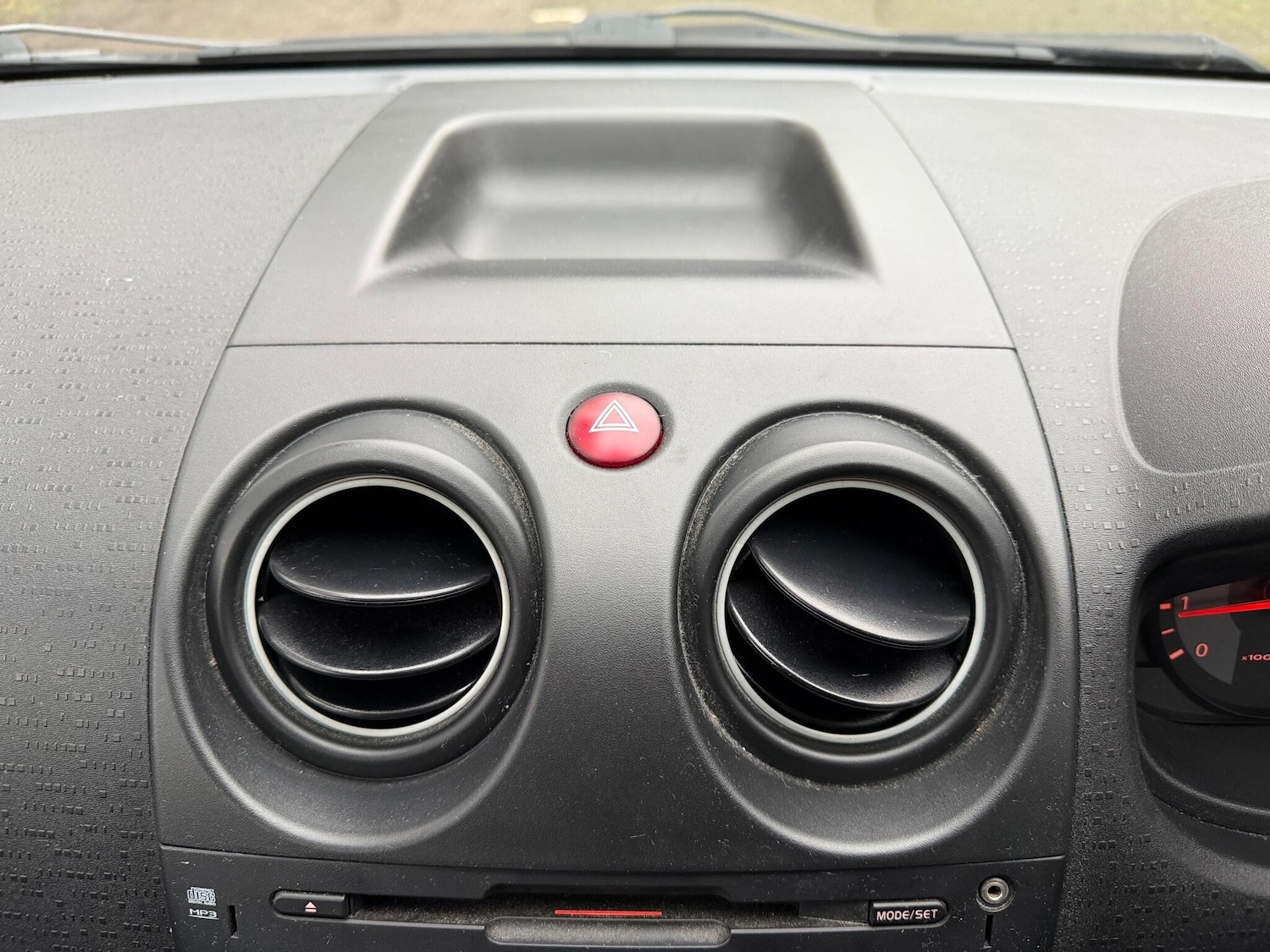 Used Mitsubishi Colt 2011 for sale - 77633687: Photo 23