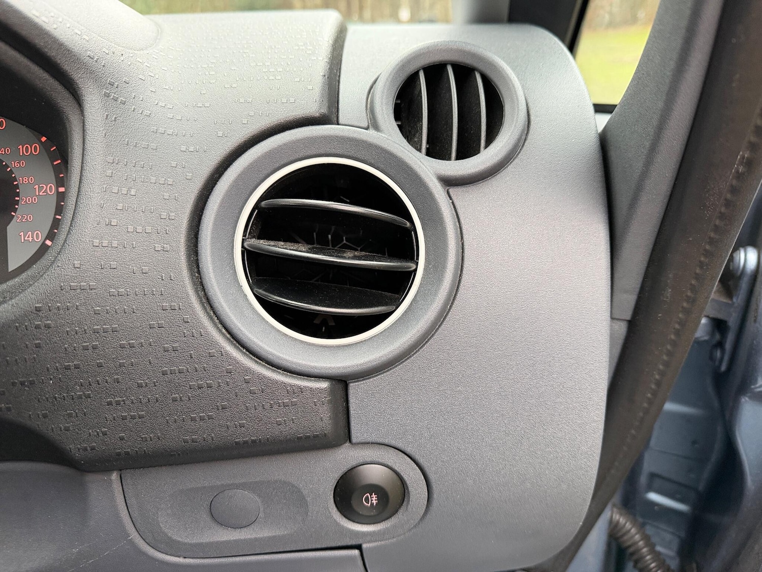 Used Mitsubishi Colt 2011 for sale - 77633687: Photo 31