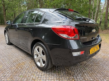 Used Chevrolet Cruze 2012 for sale - 79188819: Photo
