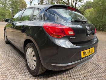 Used Vauxhall Astra 2014 for sale - 79361238: Photo