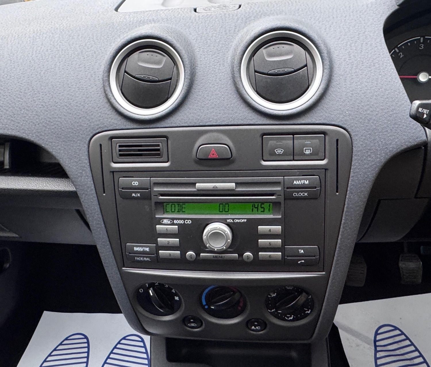 Used Ford Fusion 2010 for sale - 77040695: Photo 38