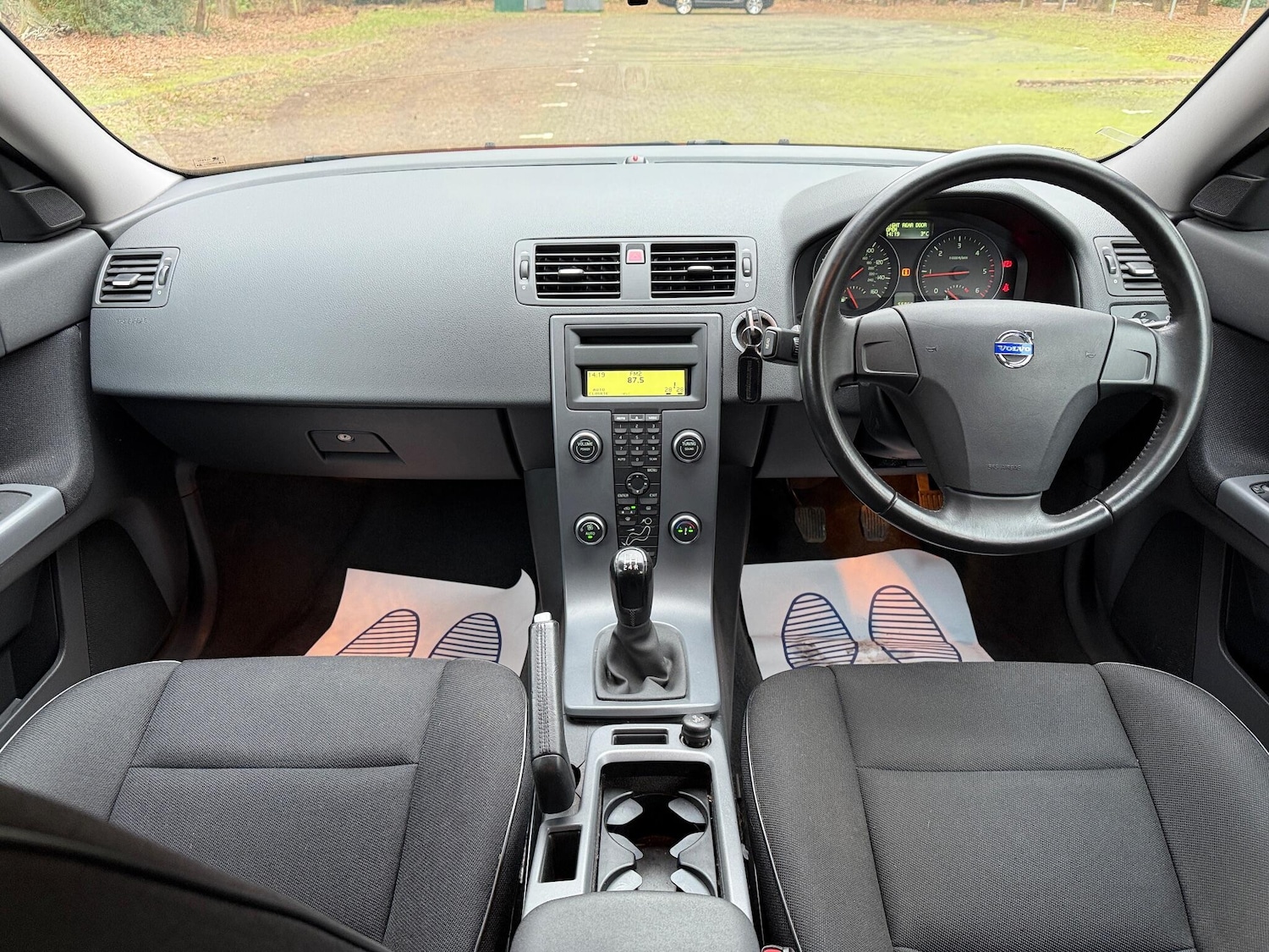 Used Volvo V50 2009 for sale - 77073993: Photo 2