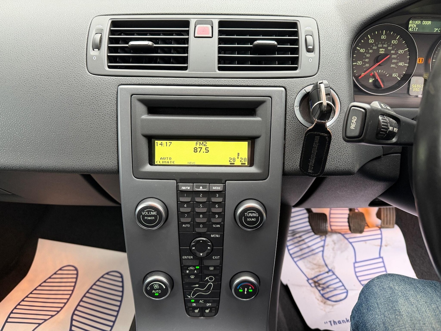 Used Volvo V50 2009 for sale - 77073993: Photo 28