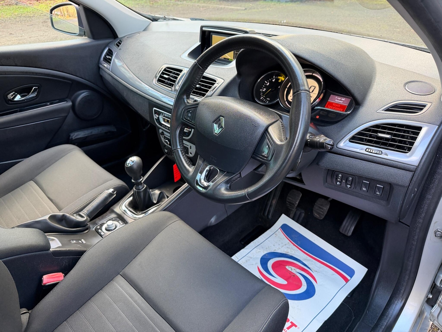 Used Renault Megane 2015 for sale - 77396621: Photo 16